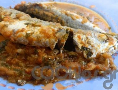 Η συνταγή της ημέρας: Κολιοί στον φούρνο με ντοματούλα